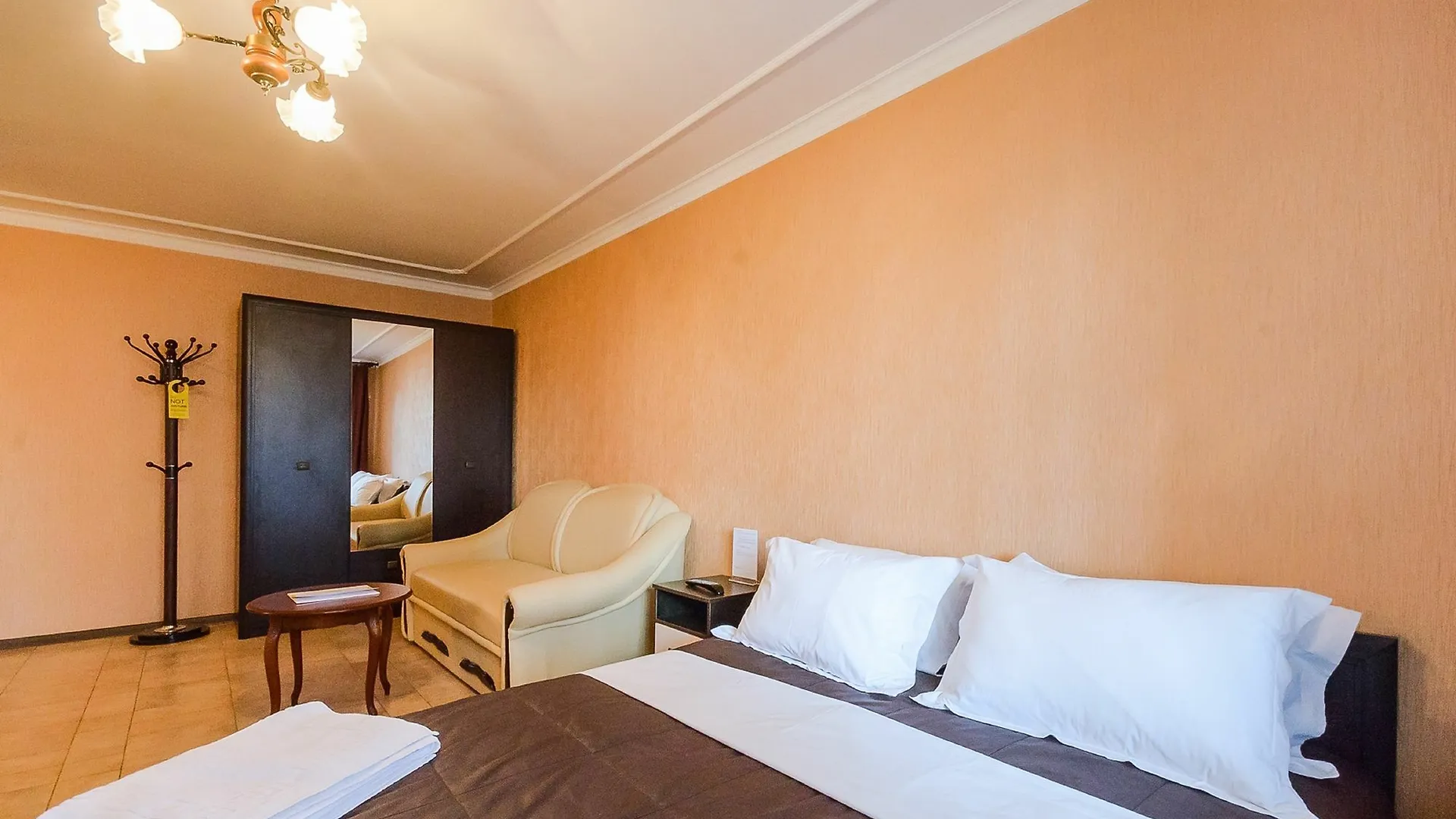 Hotel apartamentowy Partner Guest House Kijów